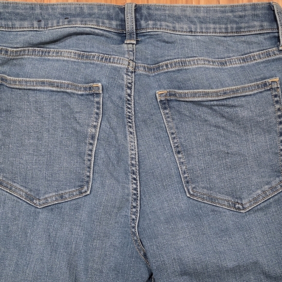 GAP Women's Blue Jeans - Picture 7 of 7